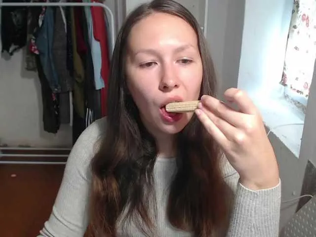 Live with AngelinaGlam on FliCam Image 18