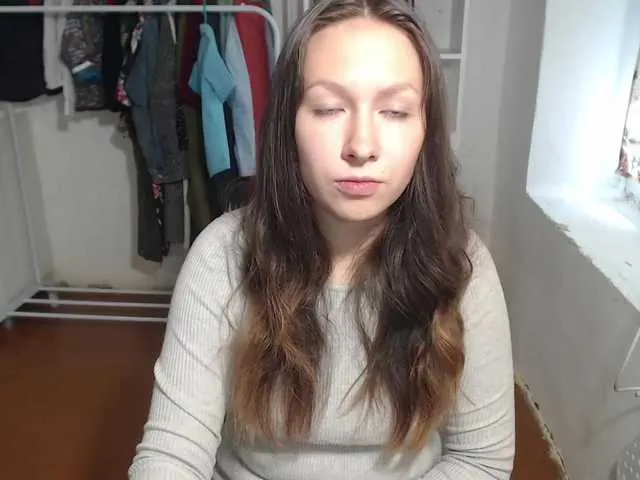 Live with AngelinaGlam on FliCam Image 19