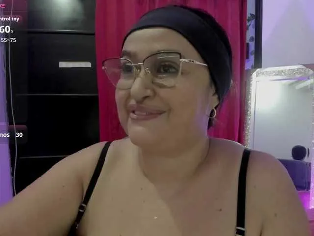 Iam_Annii – webcam model profile photo Image 17