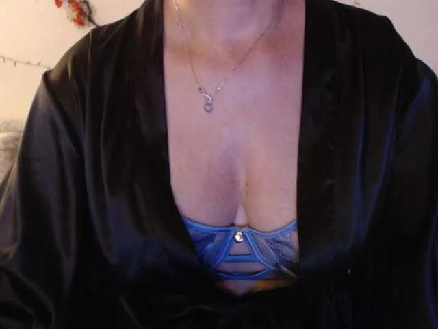 kylizzlemynizzl – webcam model profile photo Image 10