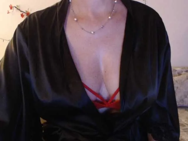 kylizzlemynizzl – webcam model profile photo Image 17