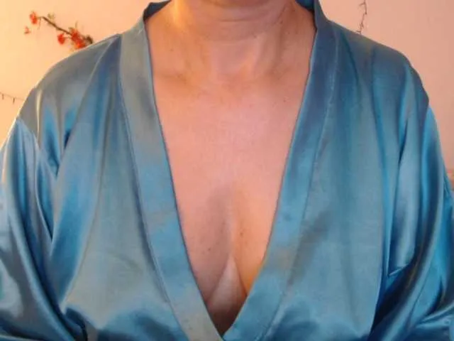 kylizzlemynizzl – webcam model profile photo Image 5
