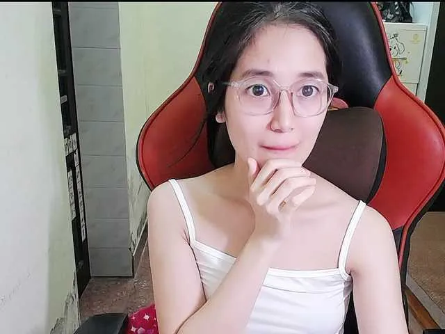 AprilFiore – webcam model profile photo Image 17