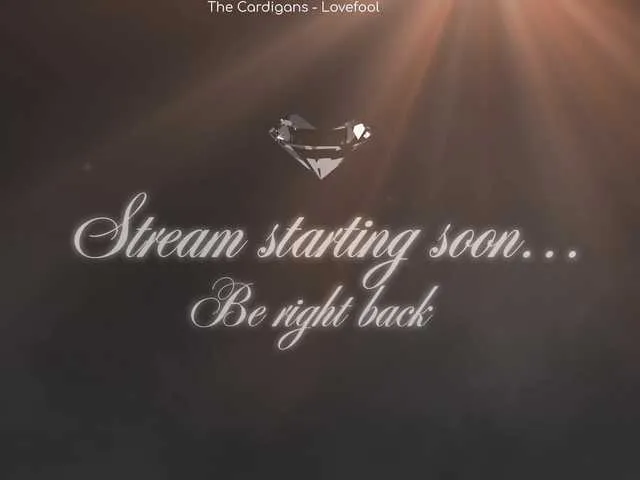 FitnessBunny – webcam model profile photo Image 9