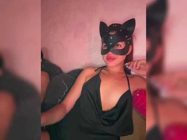 linawethot – webcam model profile photo Image 8