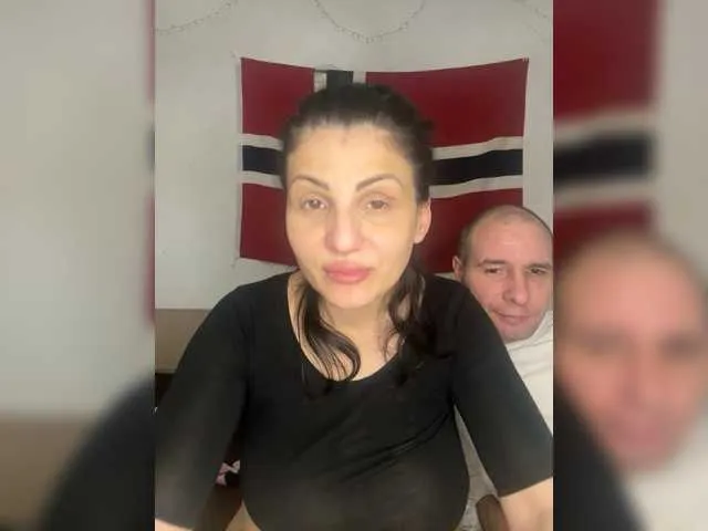 Live with TefyRodriguezz on FliCam Image 6