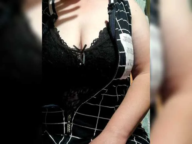 HanaSong – webcam model profile photo Image 3