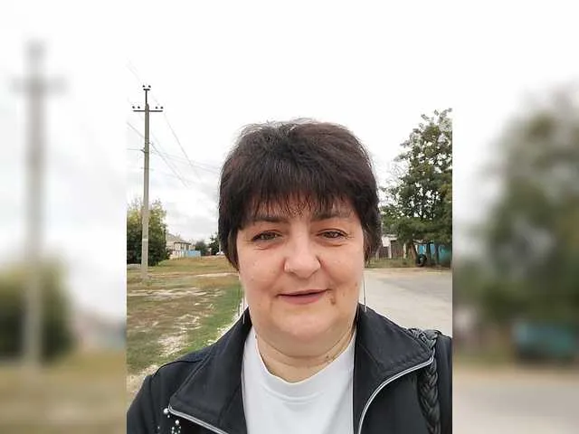 VaniaLee – webcam model profile photo Image 14