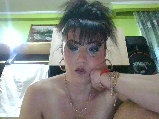 sweet_luana – webcam model profile photo Image 9