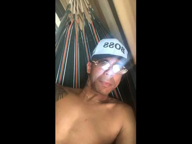 Live with CrystalMo0n on FliCam Image 6