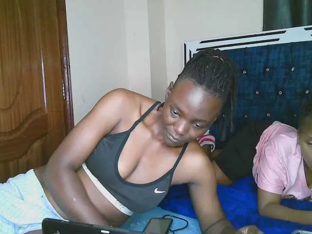 Nura_n_Sarah – webcam model profile photo Image 10