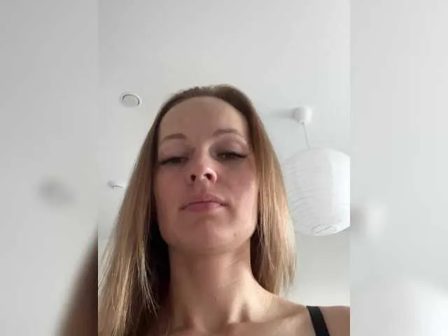 PattiOWhite – webcam model profile photo Image 3
