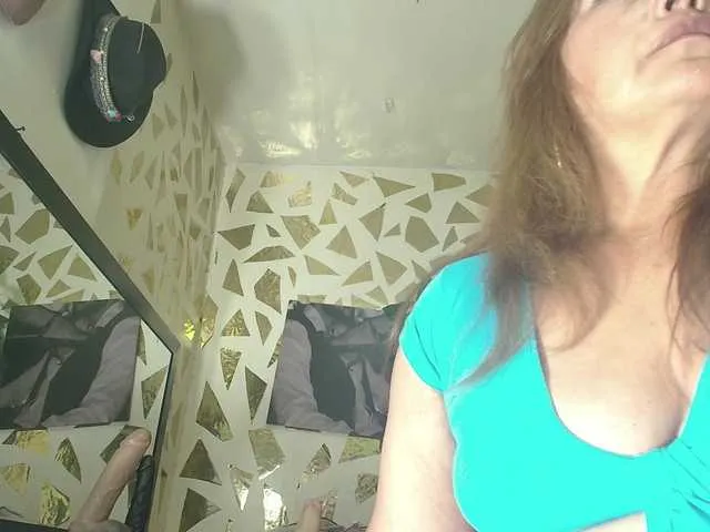 AnaCollin – webcam model profile photo Image 4