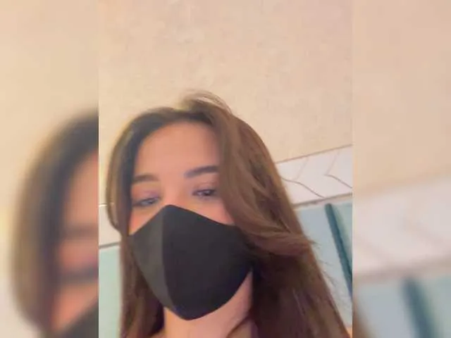 AlanaPierce – webcam model profile photo Image 19