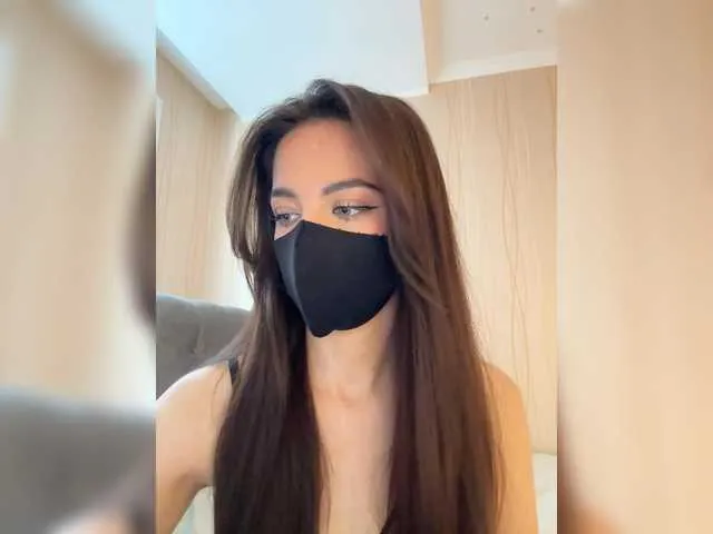 AlanaPierce – webcam model profile photo Image 5