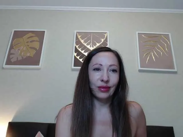 RamonaHill – webcam model profile photo Image 2