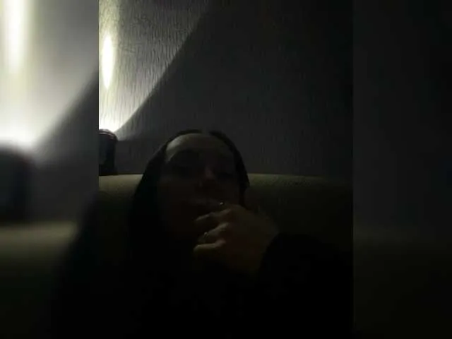 IsabellaEtthan – webcam model profile photo Image 14