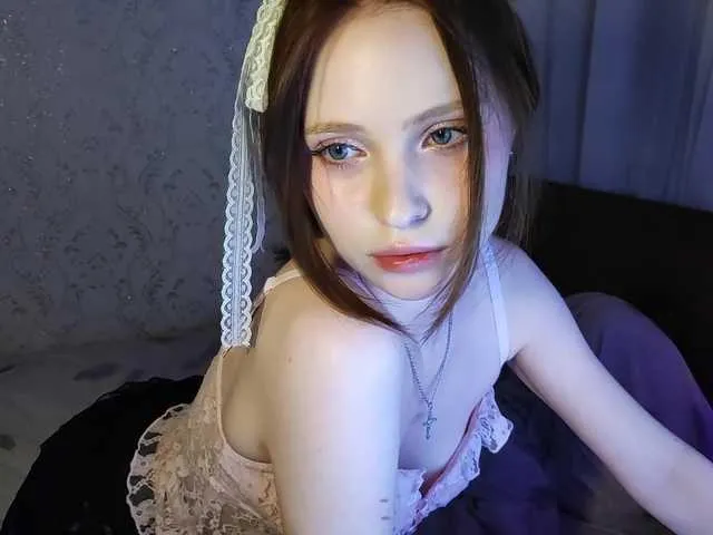 KymParker – webcam model profile photo Image 4