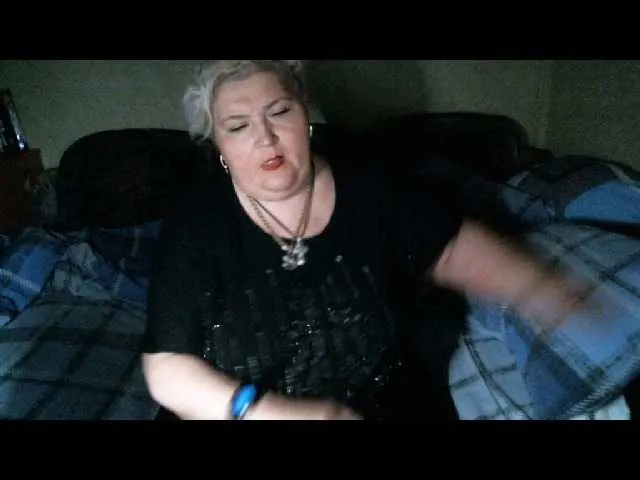 Lililth_Capri77 – webcam model profile photo Image 12