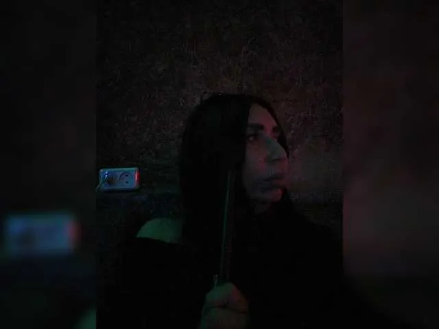 cute-yay – webcam model profile photo Image 4