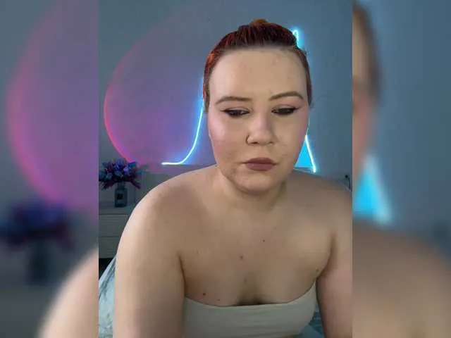 EmmaShaykk – webcam model profile photo Image 3