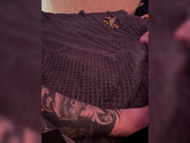 Noahtx – webcam model profile photo Image 8