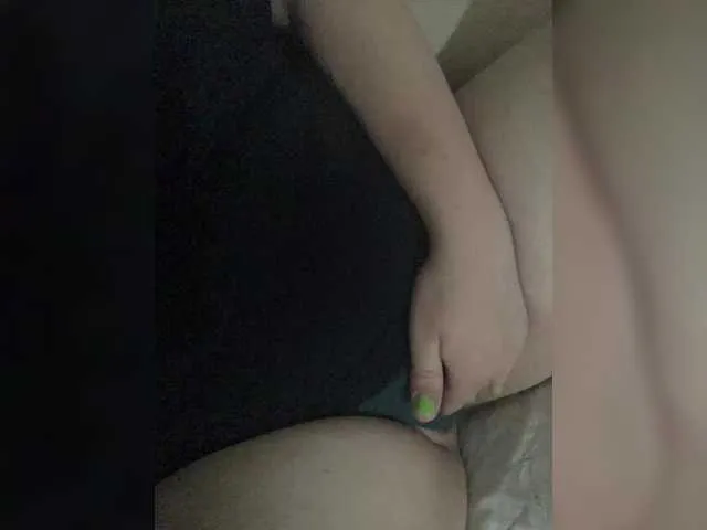 FitnessBunny – webcam model profile photo Image 9