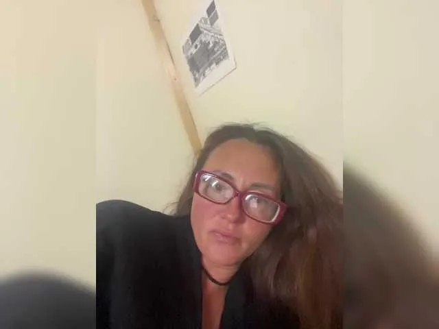 SienaCruz – webcam model profile photo Image 15