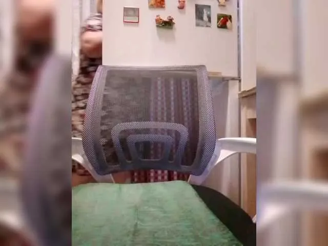 Lililth_Capri77 – webcam model profile photo Image 7