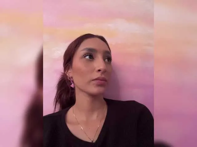 SandiSquirts – webcam model profile photo Image 13