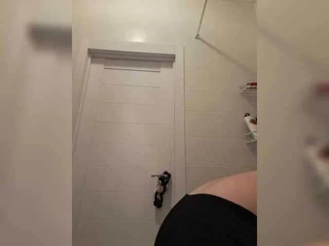 MiaRosel – webcam model profile photo Image 16