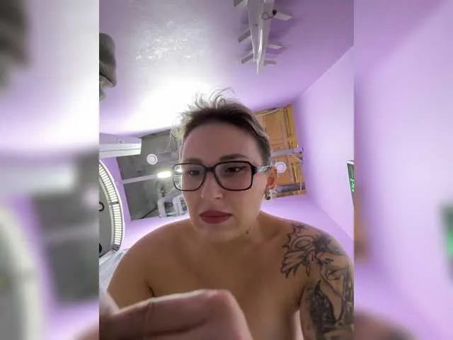 littleladyshelly – webcam model profile photo Image 12