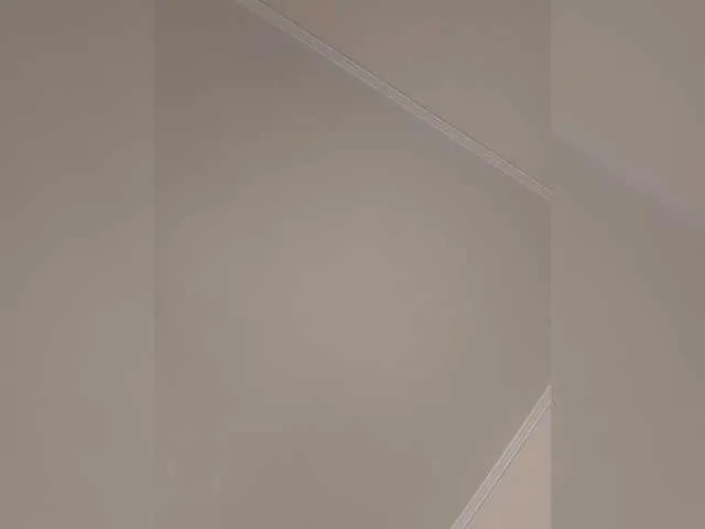 MiraDelynn – webcam model profile photo Image 14