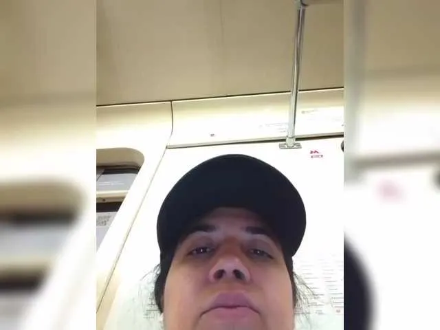 MiraDelynn – webcam model profile photo Image 8