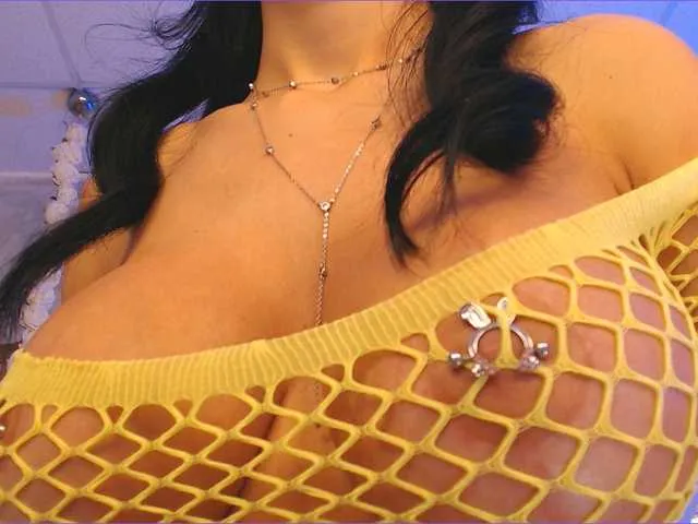 Live with FlorenceQuinn on FliCam Image 9