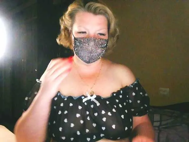HanaSong – webcam model profile photo Image 7