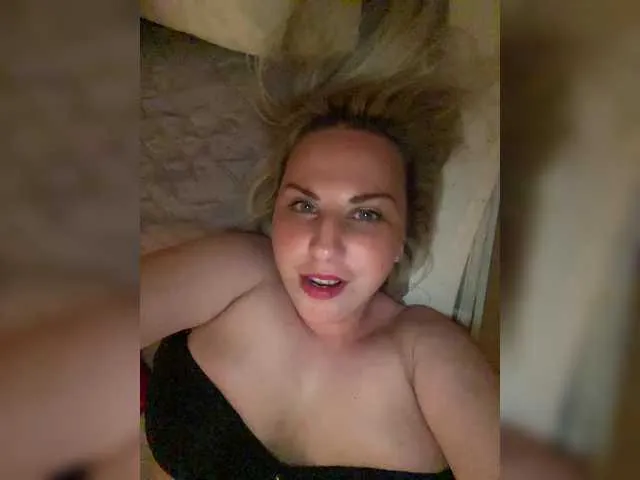 linawethot – webcam model profile photo Image 10