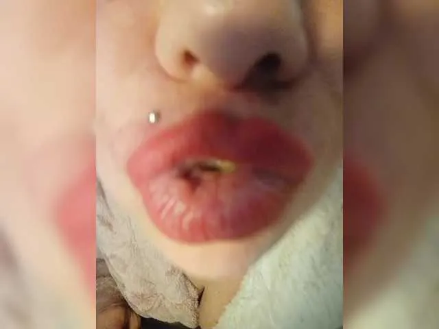 linawethot – webcam model profile photo Image 4