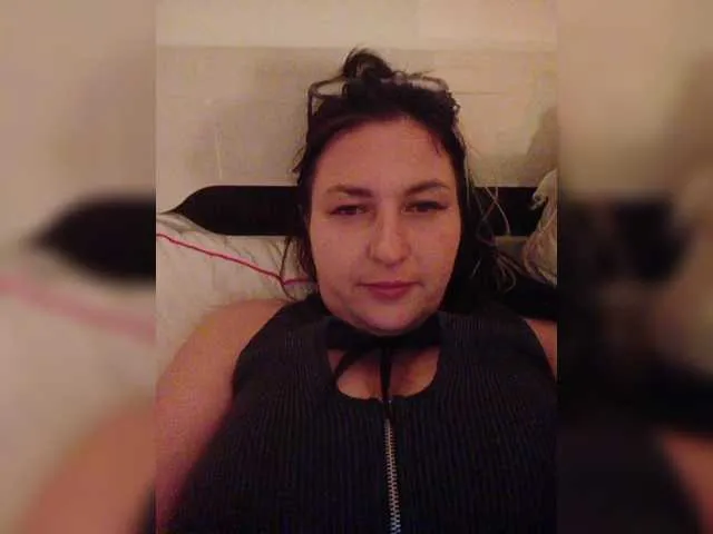 linawethot – webcam model profile photo Image 8