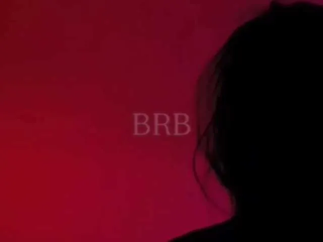 VaniaLee – webcam model profile photo Image 10