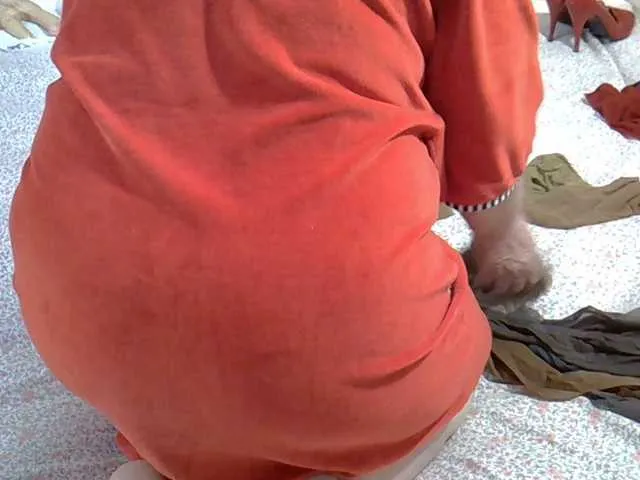 AnaCollin – webcam model profile photo Image 3