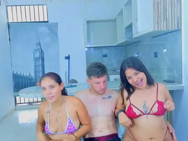 AvaMaddisson – webcam model profile photo Image 2