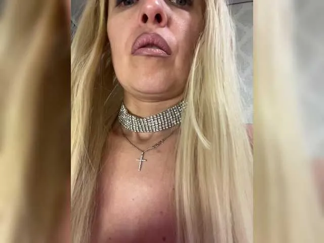 BigBoobsCassidy – webcam model profile photo Image 2