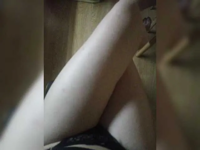 SEXYVENERAx – webcam model profile photo Image 14