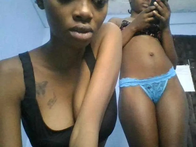 FABYIA – webcam model profile photo Image 6