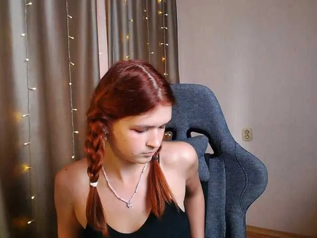 Live with GreciaFox on FliCam Image 2