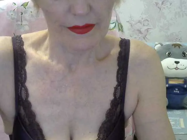 LissyLuxe – webcam model profile photo Image 12