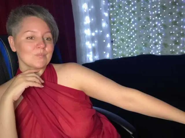 emma_glamm – webcam model profile photo Image 4