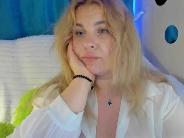 Live with GreciaFox on FliCam Image 13