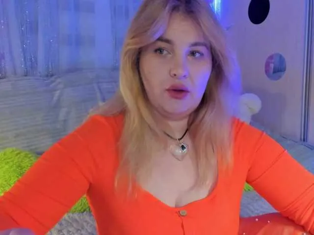 Live with GreciaFox on FliCam Image 2